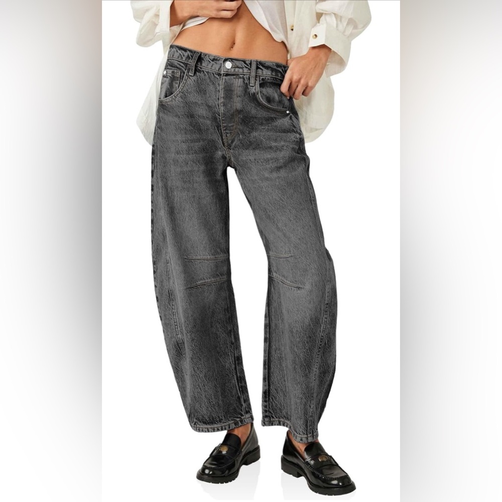 Mid Rise Barrel Denim Jeans. Woman size 10